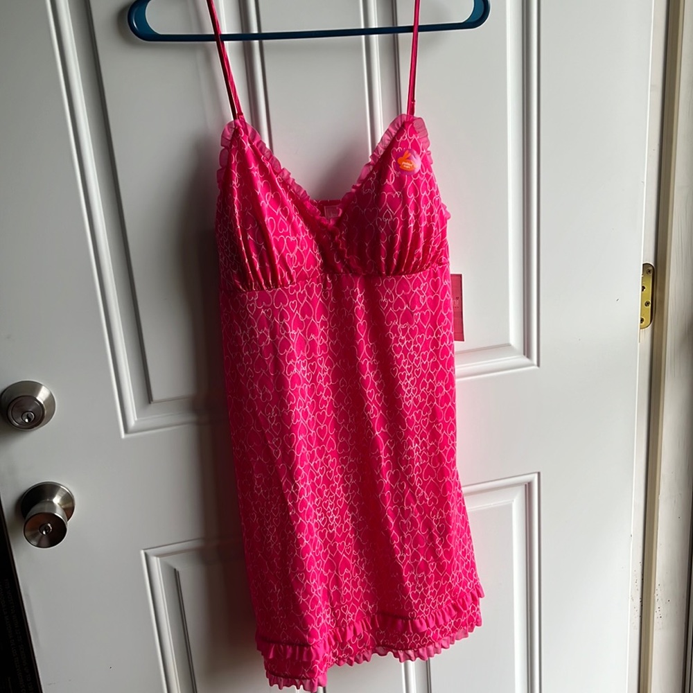 NWT Jenni pink & white scribble hearts pattern negligee. Size L